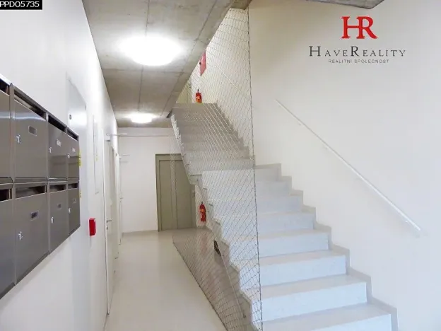 Pronájem kanceláře, Benešov, Vnoučkova, 35 m2