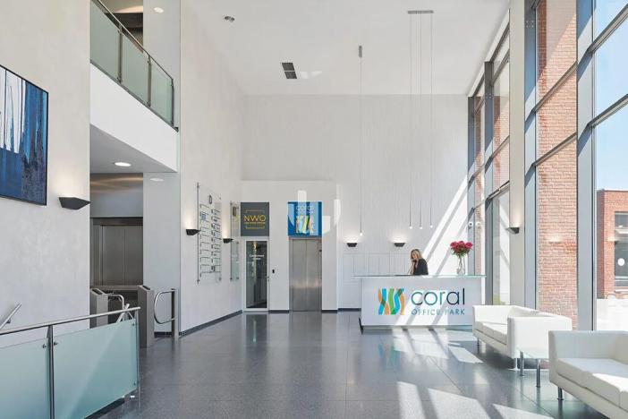 Pronájem kanceláře, Praha - Stodůlky, Bucharova, 400 m2