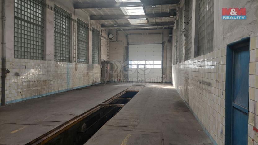 Pronájem garáže, Český Těšín, Jablunkovská, 322 m2