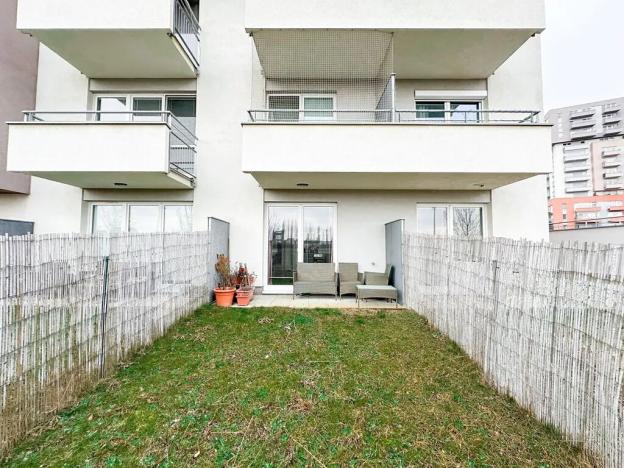 Pronájem bytu 1+kk, Praha - Letňany, Kadečkové, 36 m2