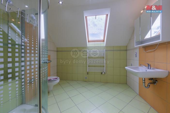 Prodej rodinného domu, Sadov, 198 m2