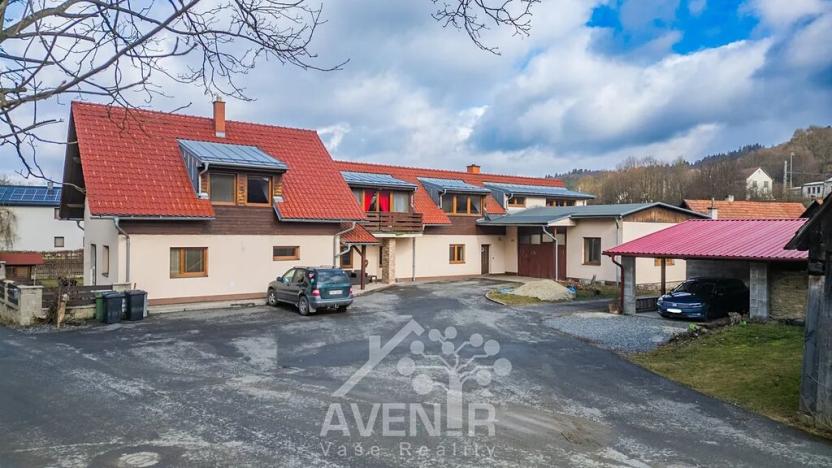 Prodej rodinného domu, Valašská Polanka, 415 m2