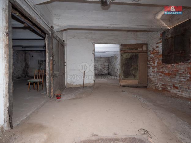 Pronájem výrobních prostor, Orlová - Poruba, Nádražní, 700 m2