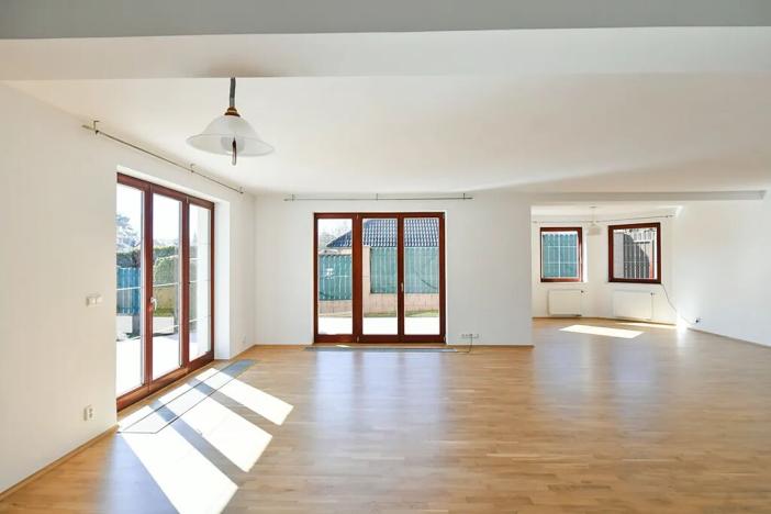 Prodej rodinného domu, Horoměřice, 350 m2