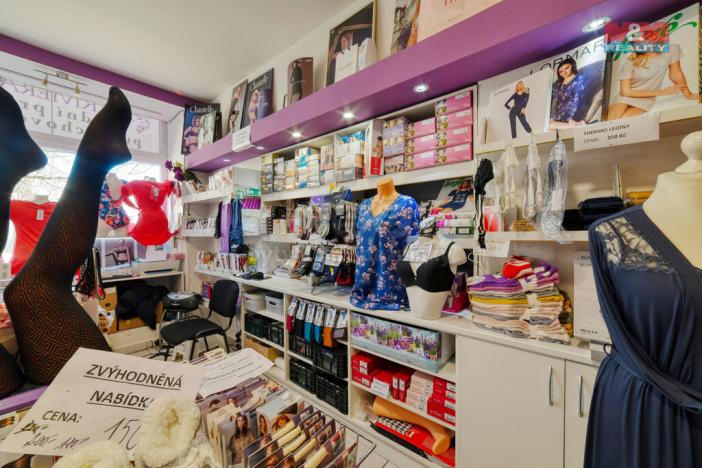 Pronájem obchodního prostoru, Mariánské Lázně, Chebská, 30 m2