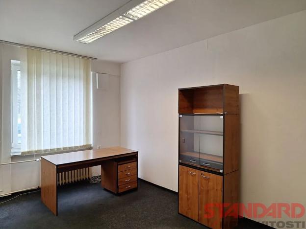 Pronájem kanceláře, Plzeň, Částkova, 31 m2