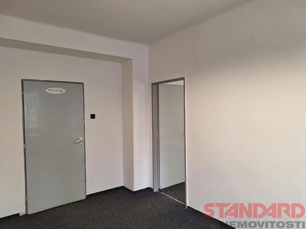 Pronájem kanceláře, Plzeň, Částkova, 31 m2