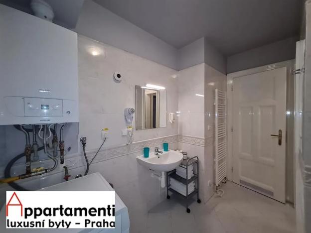 Prodej bytu 3+kk, Praha - Nové Město, Truhlářská, 77 m2