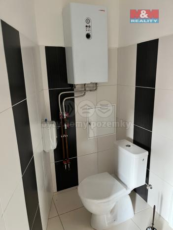 Pronájem kanceláře, Louny, Mírové náměstí, 40 m2