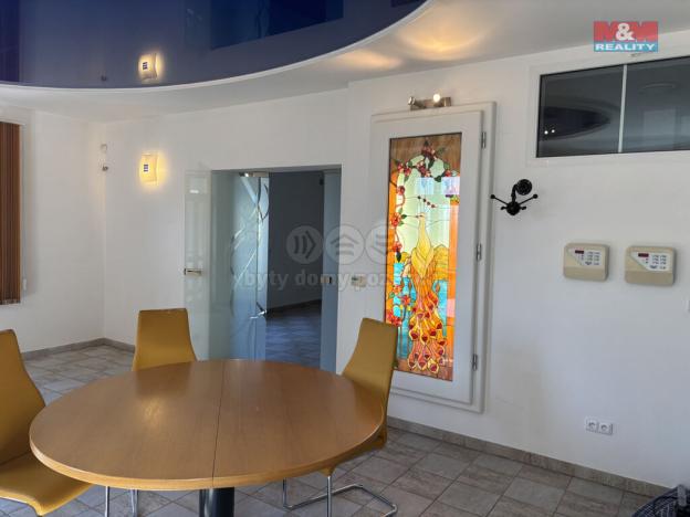 Pronájem kanceláře, Praha - Hloubětín, Svépravická, 50 m2