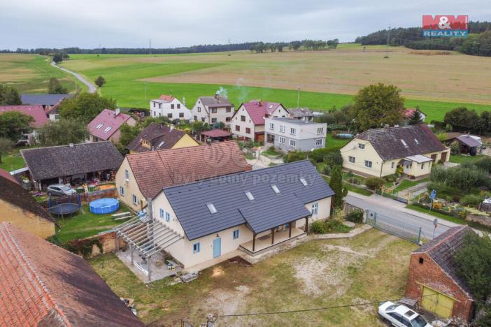 Prodej rodinného domu, Litohlavy, 191 m2