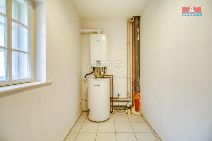 Prodej rodinného domu, Litohlavy, 191 m2