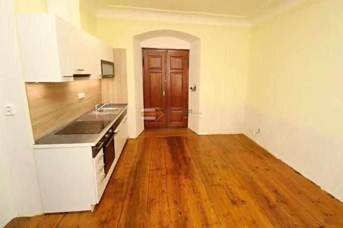 Pronájem bytu 2+kk, Uhlířské Janovice, Václavské náměstí, 55 m2