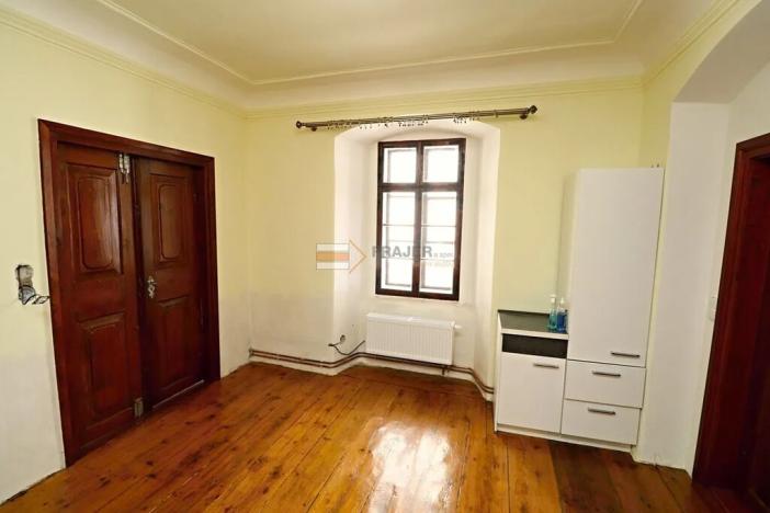 Pronájem bytu 2+kk, Uhlířské Janovice, Václavské náměstí, 55 m2