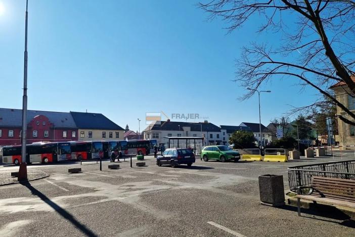 Pronájem bytu 2+kk, Uhlířské Janovice, Václavské náměstí, 55 m2