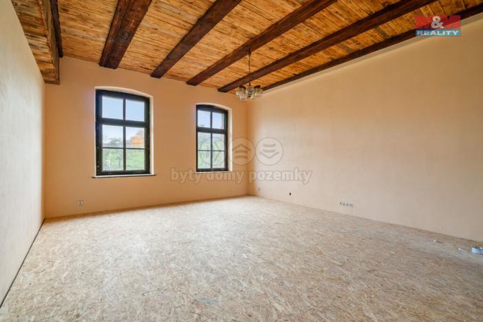 Prodej obchodního prostoru, Povrly, Český Bukov, 580 m2