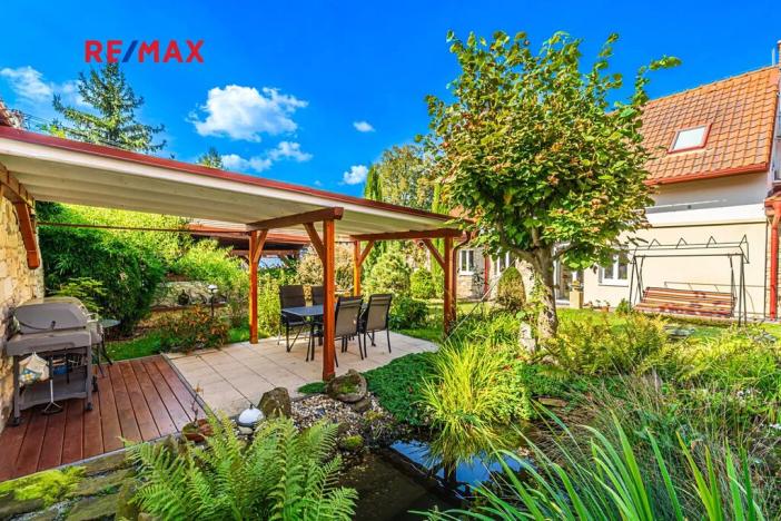 Prodej rodinného domu, Přerubenice, 301 m2