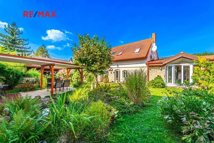 Prodej rodinného domu, Přerubenice, 301 m2