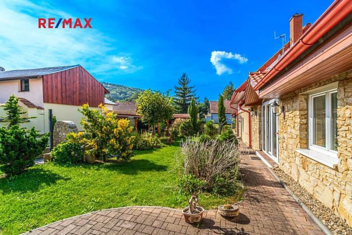 Prodej rodinného domu, Přerubenice, 301 m2