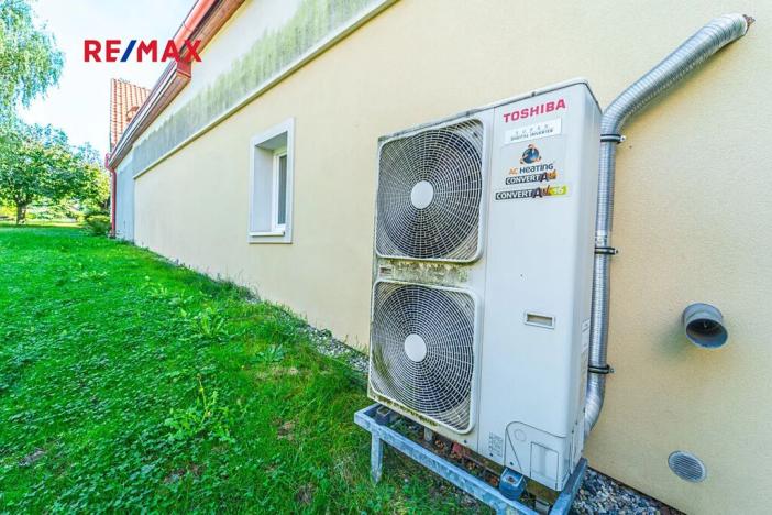 Prodej rodinného domu, Přerubenice, 301 m2