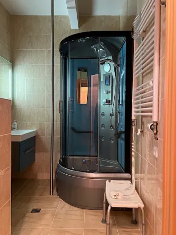 Prodej bytu 2+kk, Karlovy Vary, Poděbradská, 58 m2