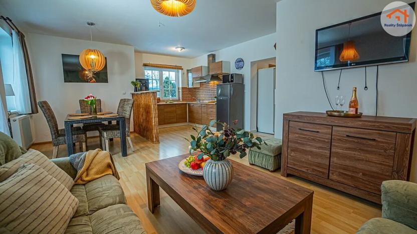 Prodej rodinného domu, Horní Planá, 200 m2