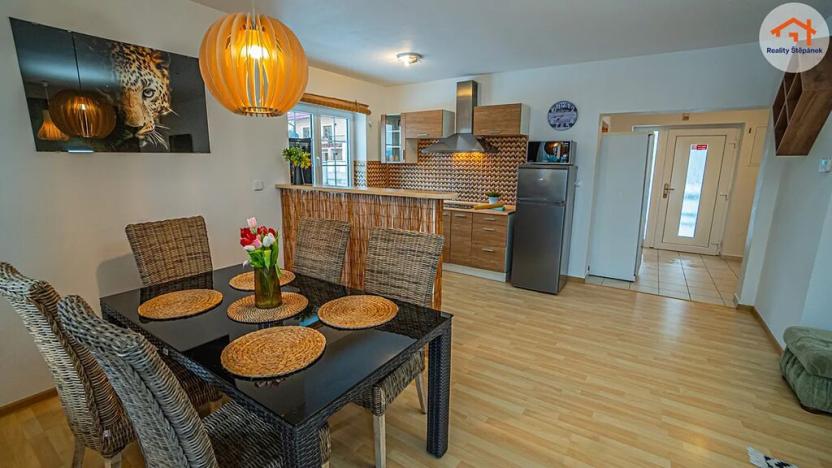 Prodej rodinného domu, Horní Planá, 200 m2