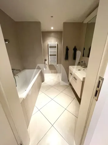 Pronájem kanceláře, Praha - Nové Město, 28. října, 102 m2