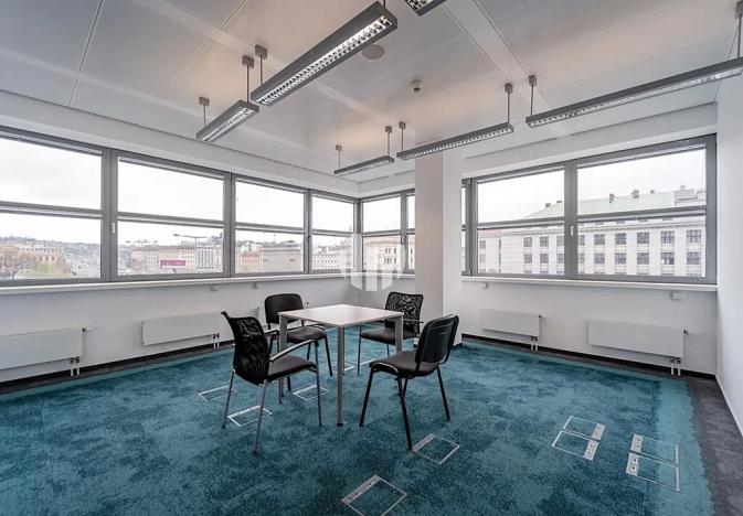 Pronájem kanceláře, Praha - Karlín, Ke Štvanici, 574 m2