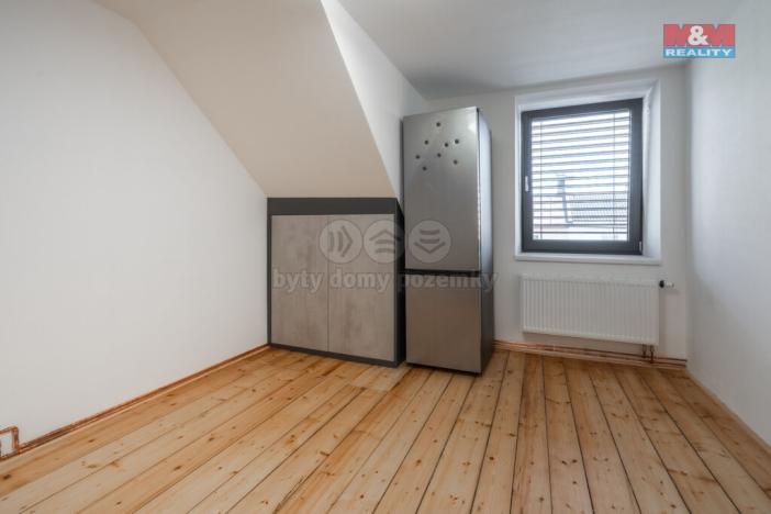 Pronájem rodinného domu, Jindřichův Hradec - Jindřichův Hradec III, U Nemocnice, 120 m2