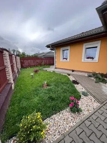 Prodej rodinného domu, Sadov, 150 m2