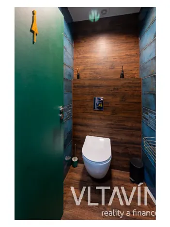 Prodej obchodního prostoru, Praha - Vysočany, Poděbradská, 53 m2