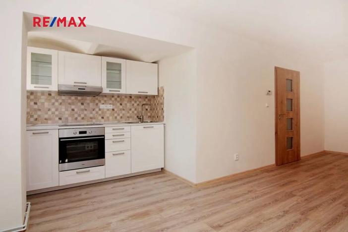 Pronájem bytu 1+kk, Kutná Hora, Jiřího z Poděbrad, 41 m2