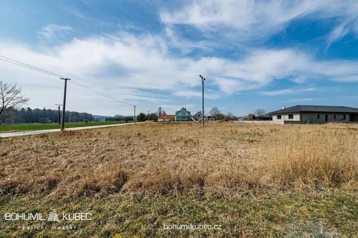 Prodej pozemku pro bydlení, Lišov, 1065 m2