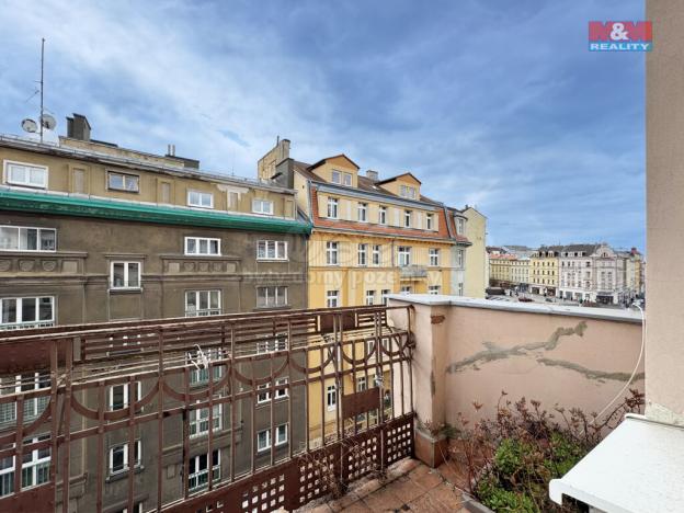 Prodej bytu 4+1, Karlovy Vary, Varšavská, 104 m2