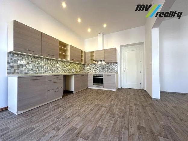 Pronájem bytu 4+1, Jičín, Tyršova, 108 m2