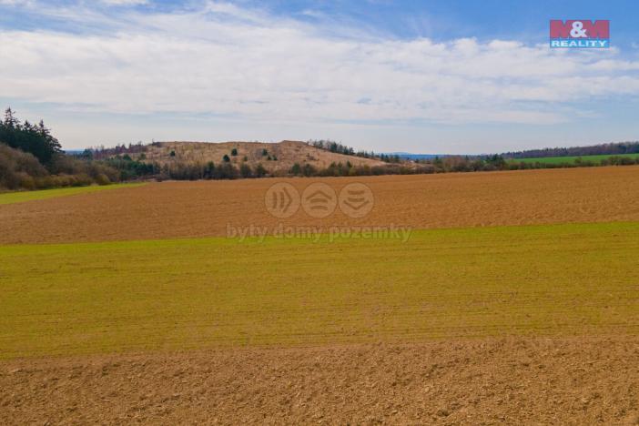 Prodej pole, Tlučná, 9418 m2