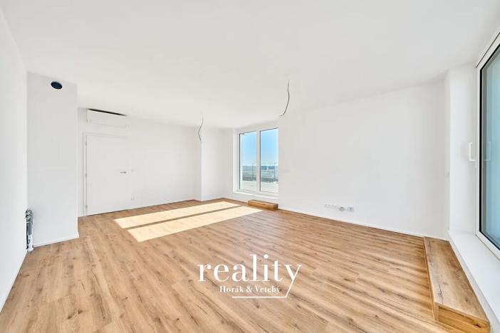 Prodej bytu 3+kk, Znojmo, Jarošova, 82 m2