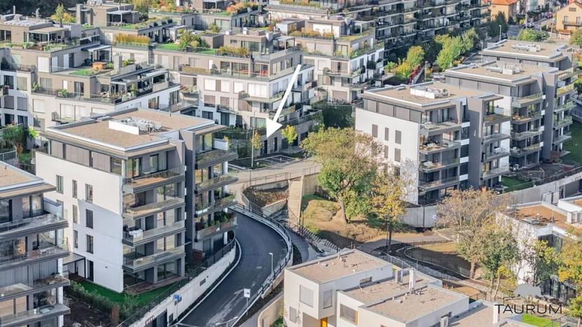 Prodej kanceláře, Praha - Košíře, Lerausova, 92 m2