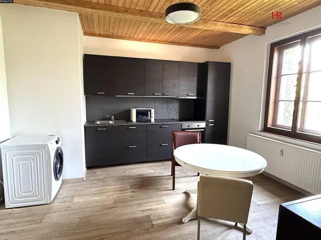 Pronájem bytu 2+kk, Benešov, Ke Studánce, 40 m2