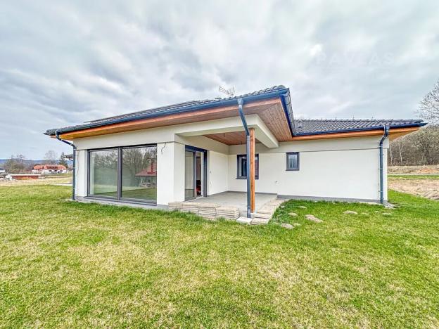 Pronájem rodinného domu, Horní Planá, Jezerní, 209 m2