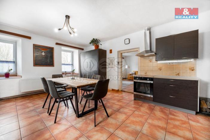 Prodej rodinného domu, Karle, 215 m2