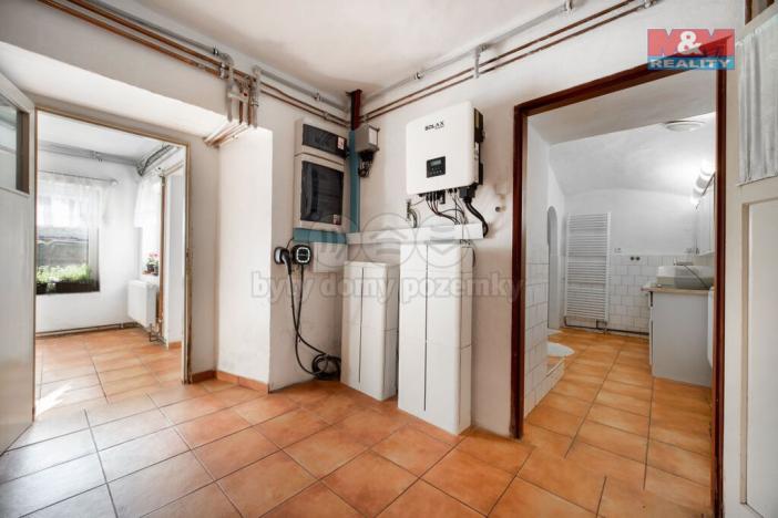 Prodej rodinného domu, Karle, 215 m2