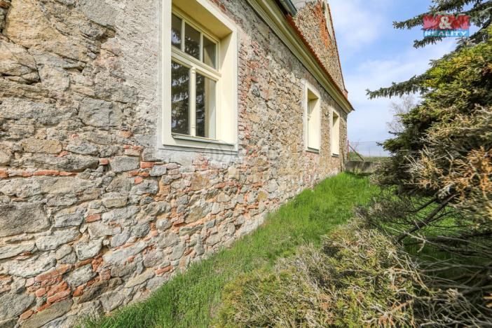 Prodej obchodního prostoru, Nalžovice, 290 m2