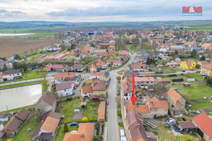 Prodej rodinného domu, Kněževes, Pražská, 67 m2