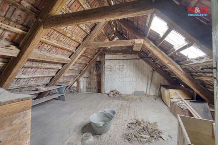 Prodej rodinného domu, Kněževes, Pražská, 67 m2