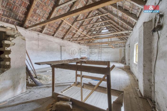 Prodej rodinného domu, Kněževes, Pražská, 67 m2