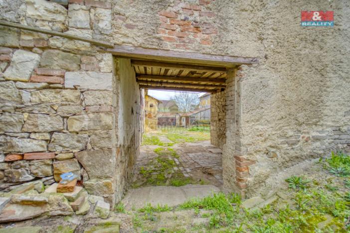 Prodej rodinného domu, Kněževes, Pražská, 67 m2