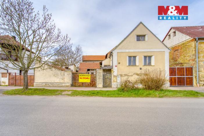 Prodej rodinného domu, Kněževes, Pražská, 67 m2