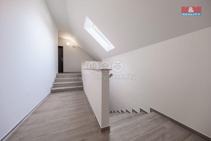 Prodej bytu 2+kk, Řevničov, Karlovarská, 77 m2